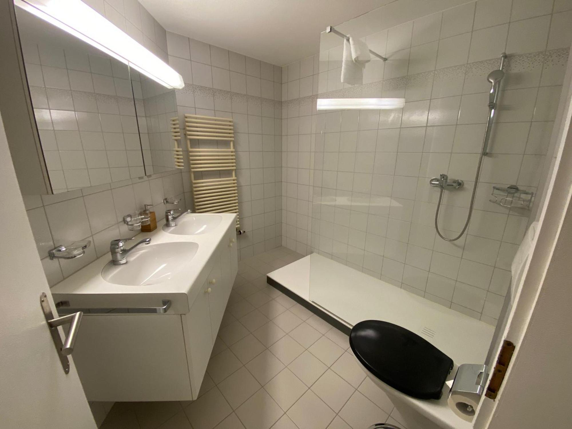 Kursaal Arosa - Adults Only Hostel Екстериор снимка
