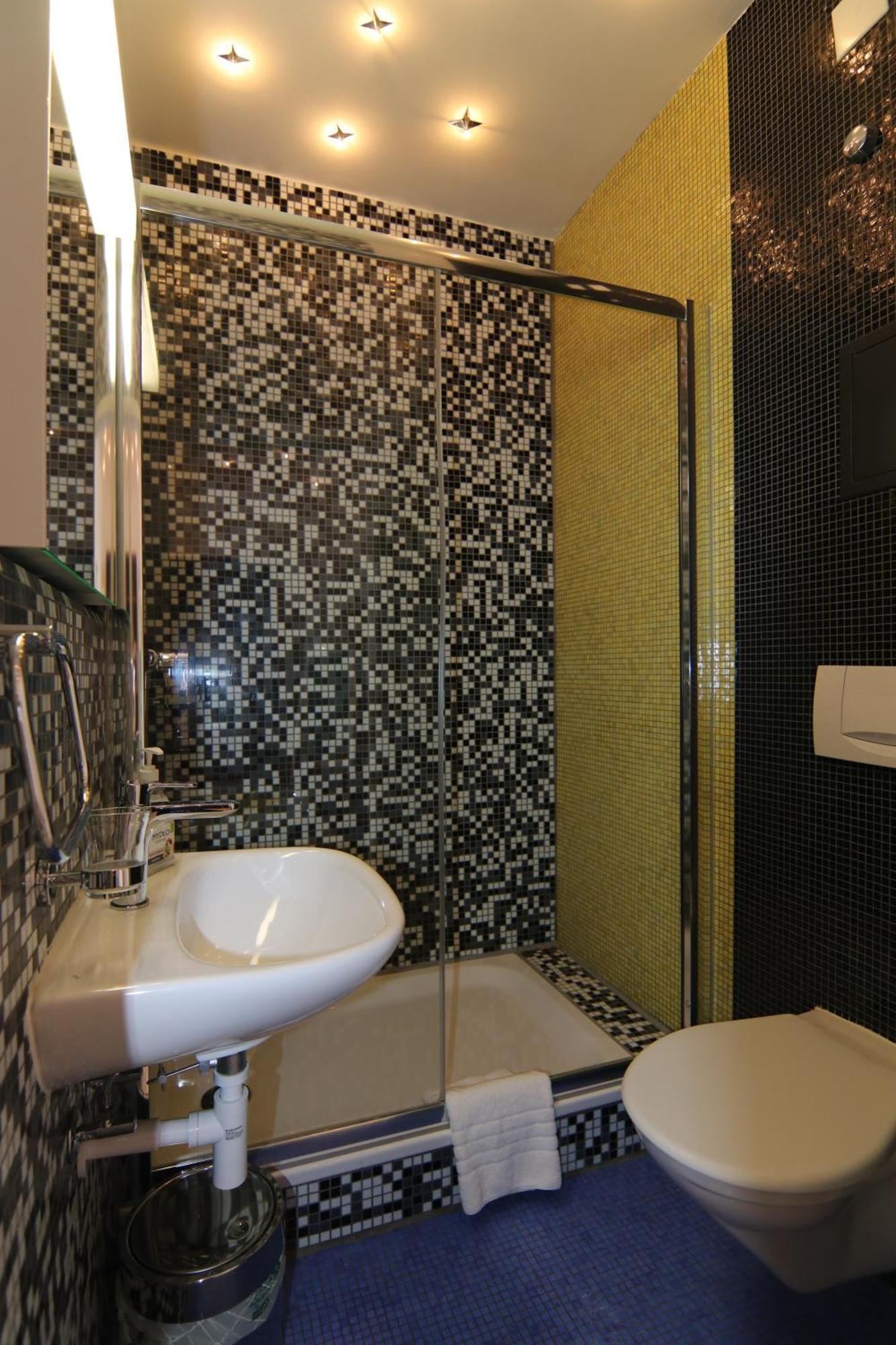 Kursaal Arosa - Adults Only Hostel Екстериор снимка